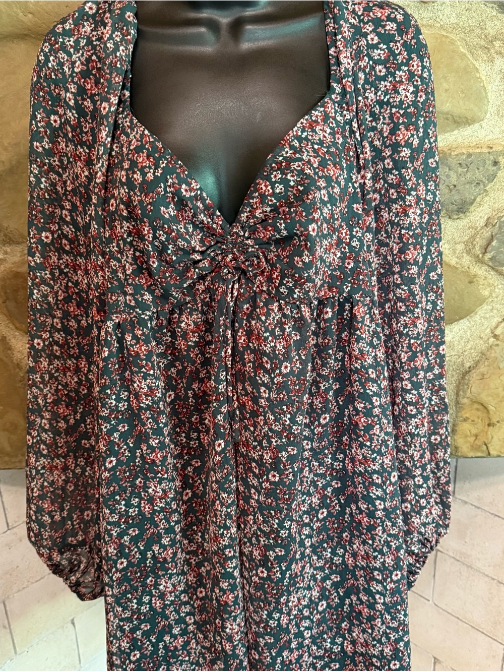 Women's Floral Tie-Front Tunic in Dark Green Sweetheart Neck Babydoll Milkmaid